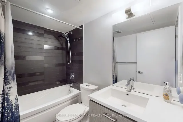 Additional image 29 of 87 Peter St Unit 617