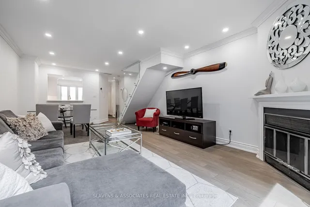 Additional image 8 of 1356 Bathurst St Unit 1