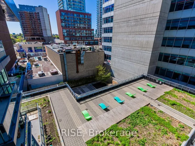 Additional image 18 of 30 Roehampton Ave Unit 610