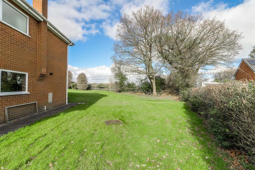 Additional image 18 of Dunns Lane, Dordon, B78