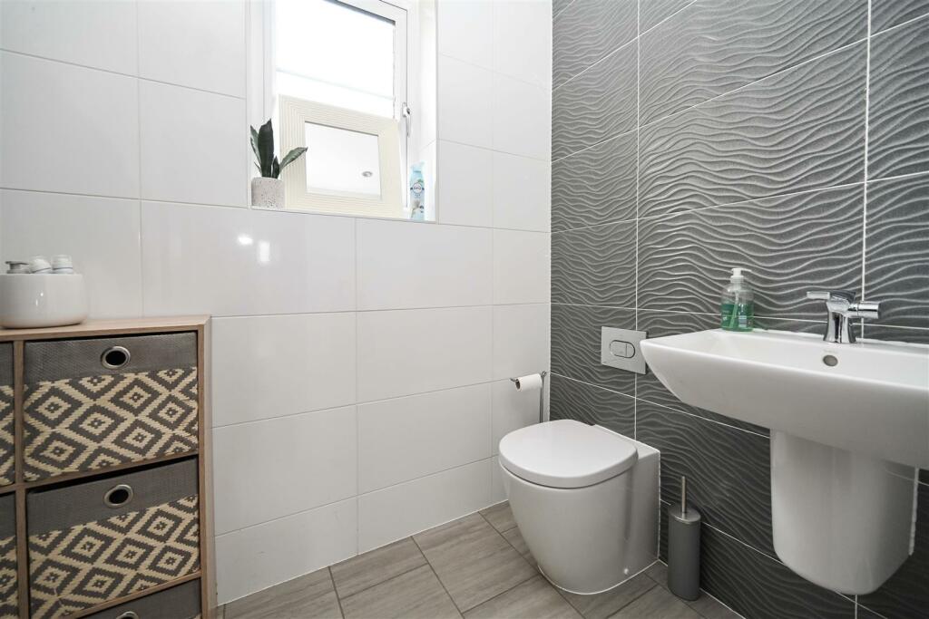 Additional image 7 of Dyehouse Court, Bradford