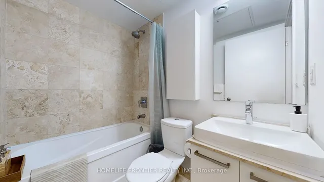 Additional image 13 of 12 York St Unit 411