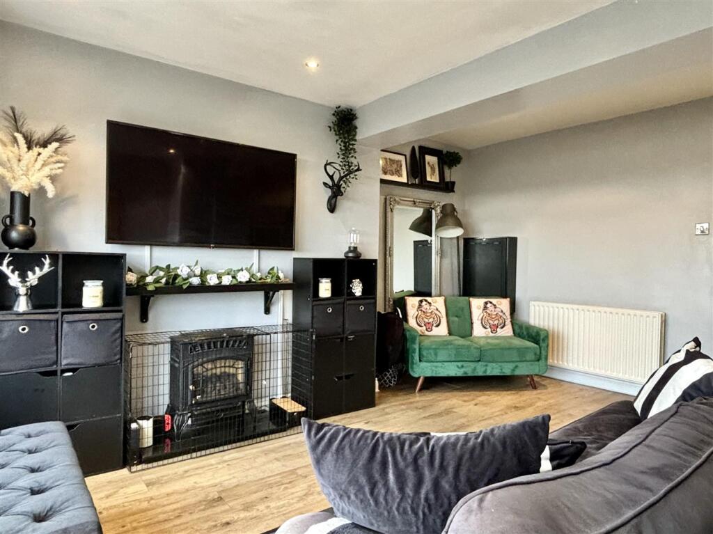 Additional image 8 of Roper Lane, Queensbury, Bradford