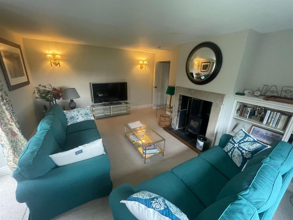 Additional image 14 of Newsham