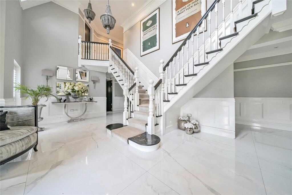 Additional image 43 of Park Avenue, Farnborough Park, Orpington