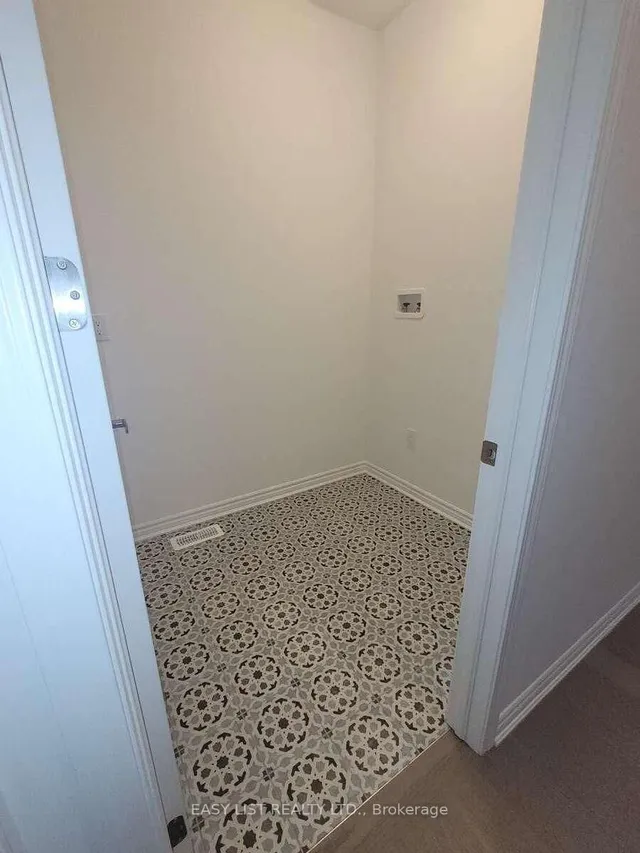 Additional image 22 of 1377 Lily Cres