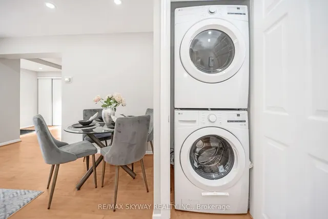 Additional image 10 of 50 Festoon Pl