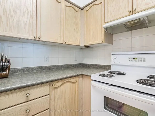 Additional image 16 of 20 Olive Ave Unit 102