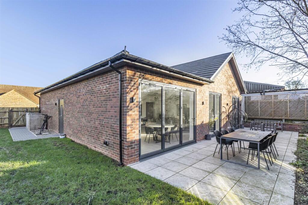 Additional image 13 of St. Neots Road, Hardwick