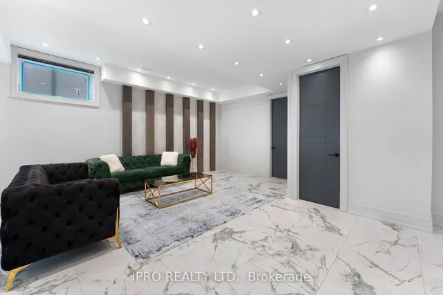 Additional image 33 of 7602 Redstone Rd