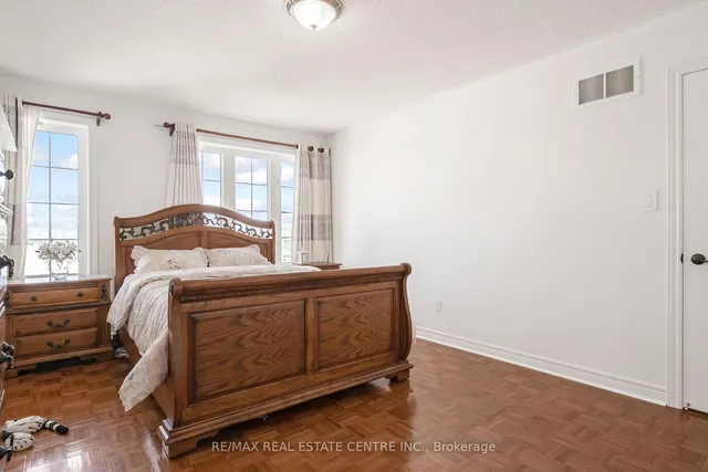 Additional image 31 of 21 Father Tobin Rd