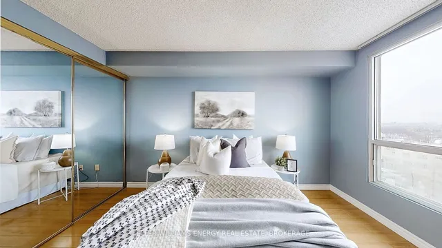 Additional image 10 of 7 Concorde Pl Unit 1512