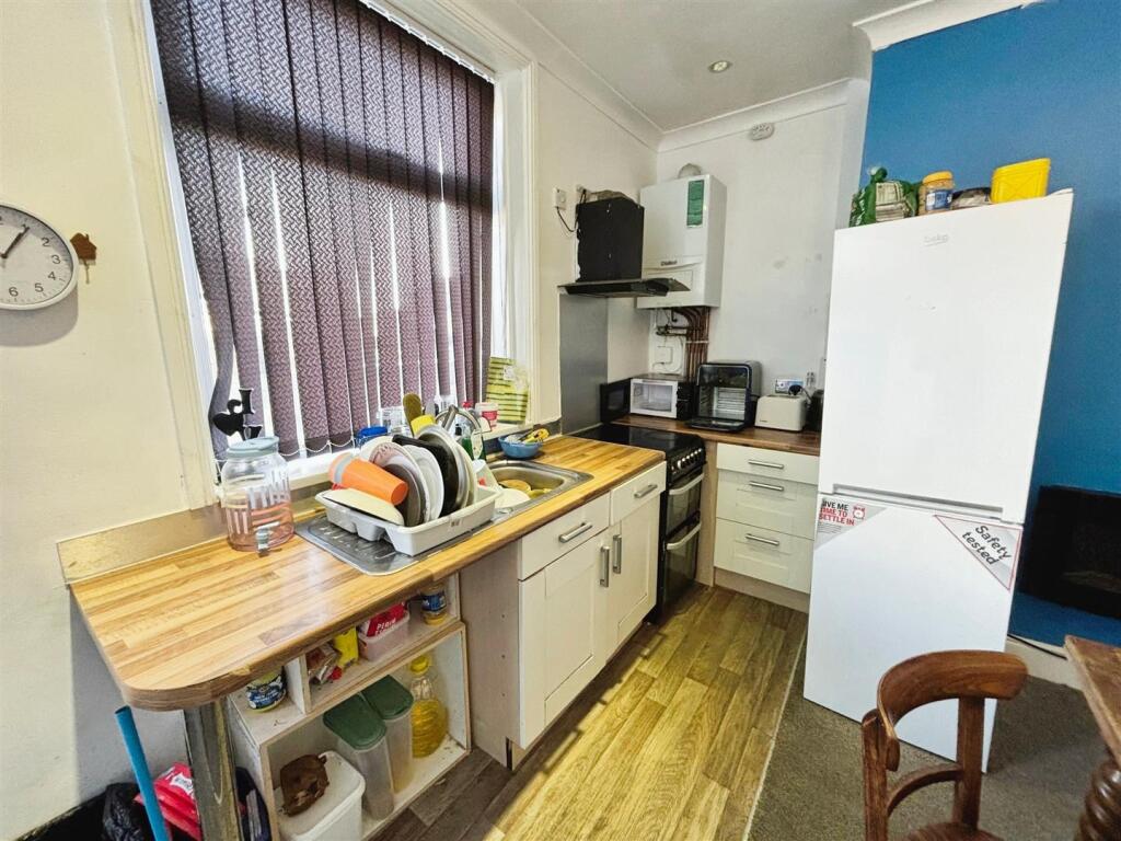 Additional image 4 of Intake Road., Bradford, BD2 3NE