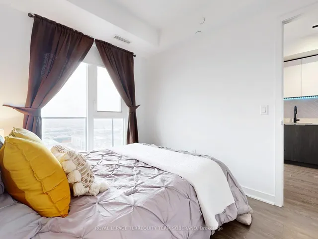 Additional image 22 of 36 Zorra St Unit 2801