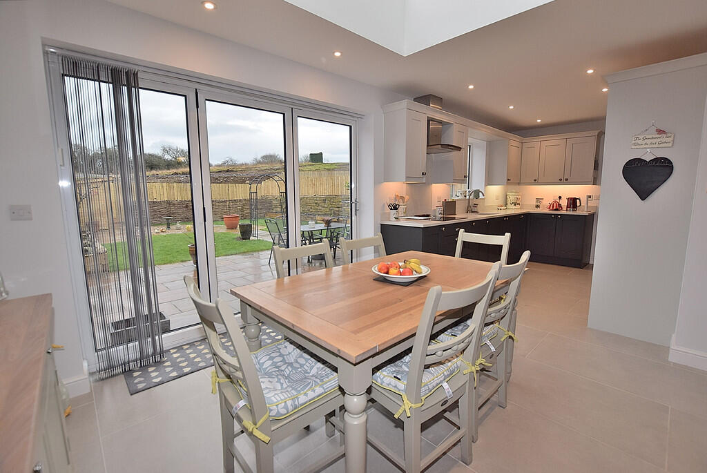 Additional image 7 of Tunstall