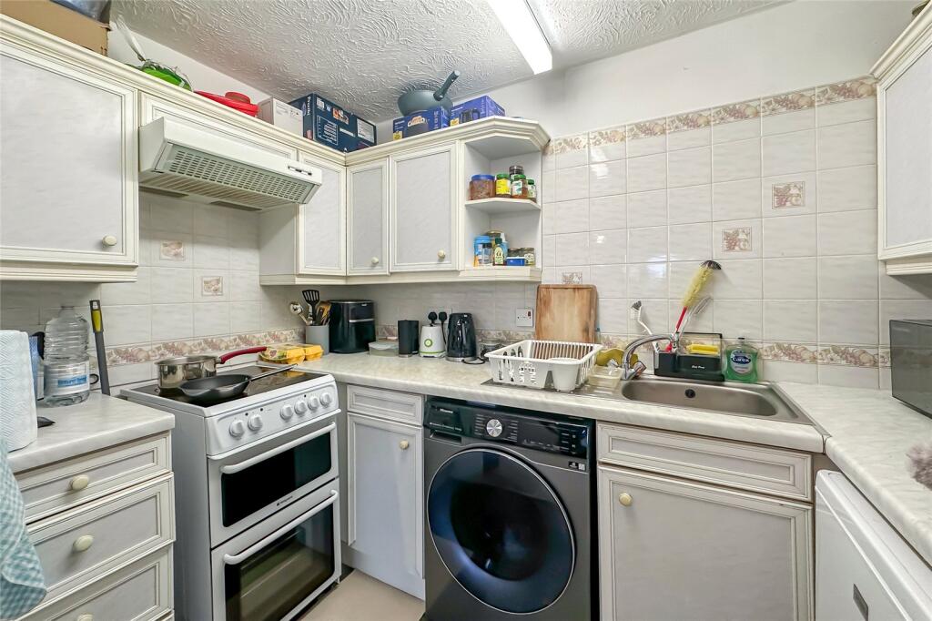 Additional image 4 of Larks Ridge, Watford Road, St. Albans, Hertfordshire, AL2