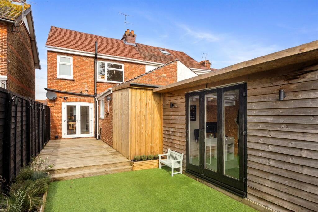 Additional image 24 of Pavilion Road, Worthing