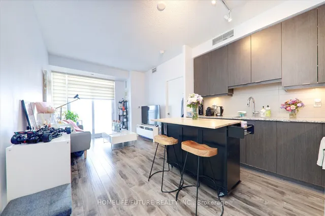 Additional image 15 of 55 Ann O'reilly Rd Unit 1402