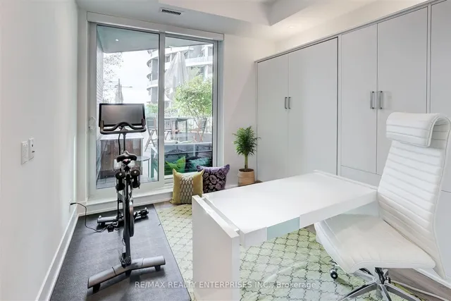 Additional image 21 of 1 Edgewater Dr Unit 212