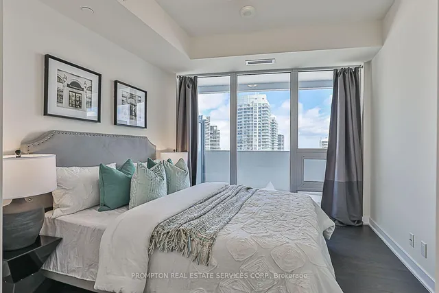 Additional image 18 of 2221 YONGE St Unit 2203