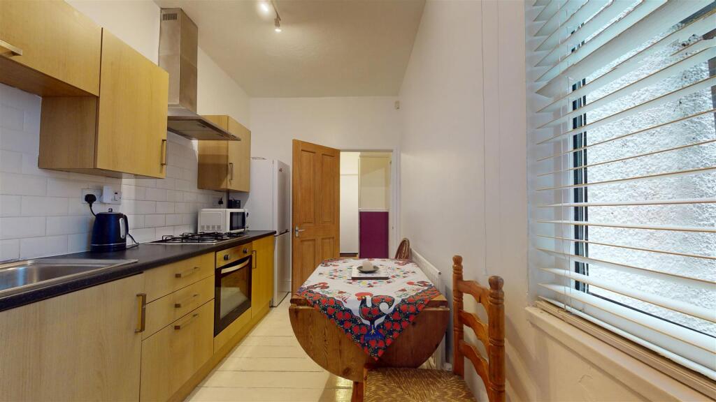 Additional image 9 of Bath Road, Totterdown