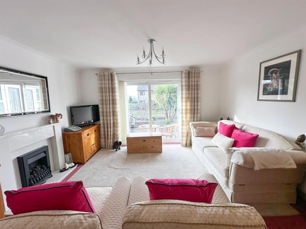 Additional image 7 of Wharfe Court, Silsden