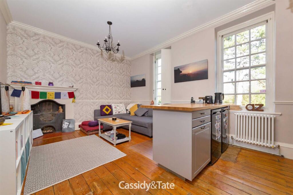 Additional image 2 of Holwell, Hatfield