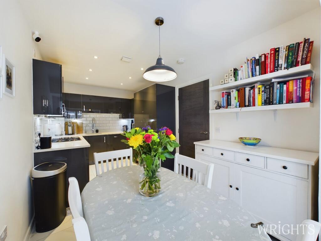 Additional image 9 of Queens Avenue, Welwyn Garden City, AL7