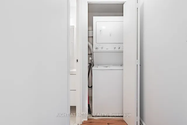 Additional image 16 of 25 Grenville St Unit 405