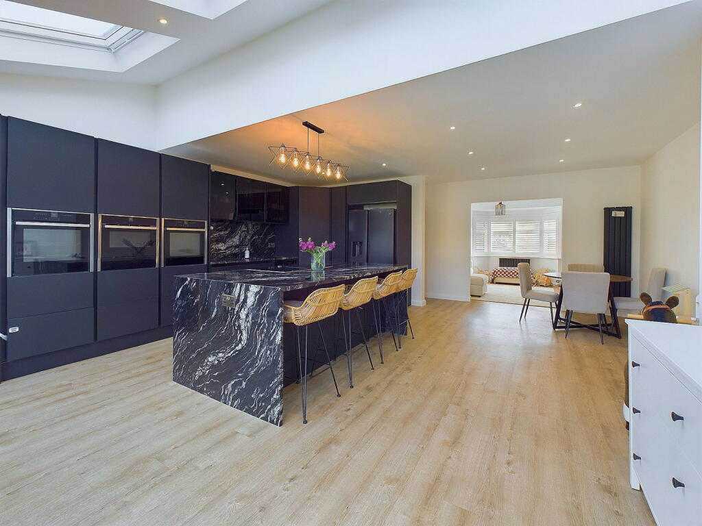 Additional image 6 of Loxwood Avenue, Worthing, BN14 7RF