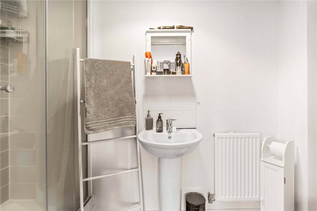 Additional image 13 of Strachey Close, Saffron Walden, Essex, CB10