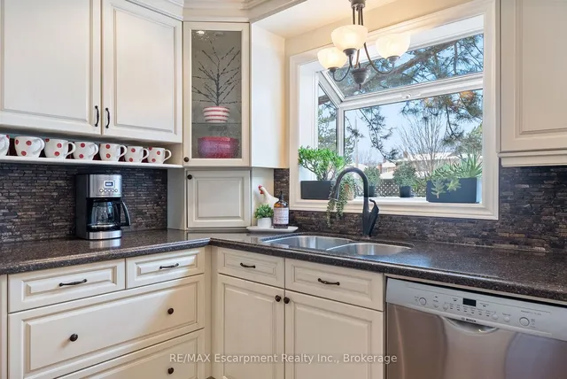 Additional image 15 of 1396 Golden Meadow Tr