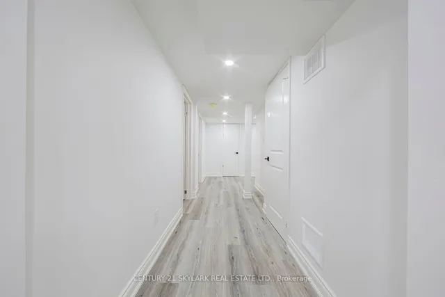 Additional image 37 of 59 Richwood Cres