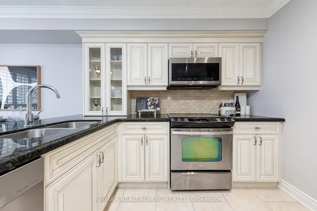 Additional image 13 of 4450 Bathurst St