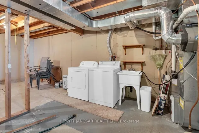 Additional image 18 of 962 Glasgow St