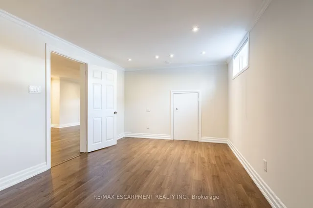 Additional image 27 of 5247 SPRUCE Ave