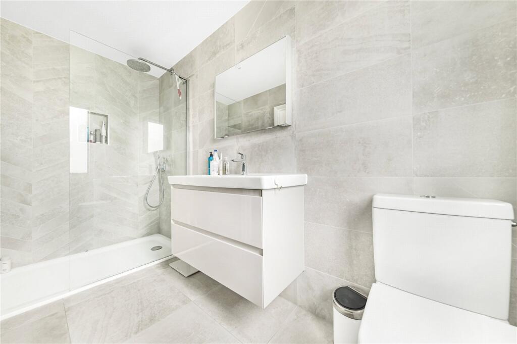 Additional image 18 of Leamington Avenue, Bromley, BR1