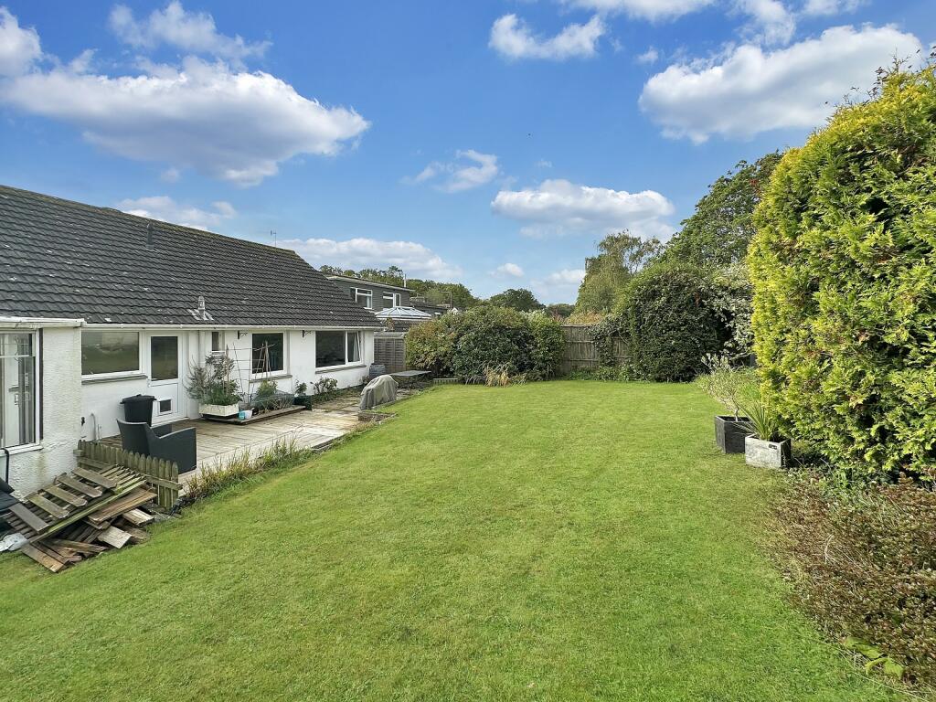 Additional image 12 of Jesmond Avenue, Highcliffe, Dorset. BH23 5AY
