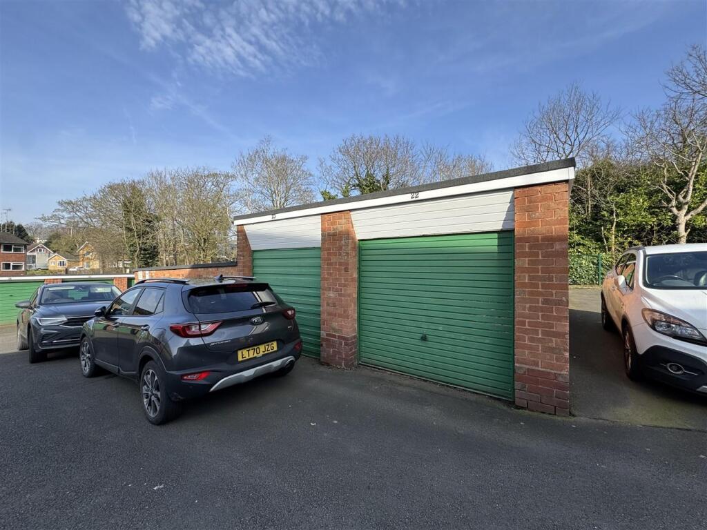 Additional image 12 of Woburn Crescent, Great Barr, Birmingham