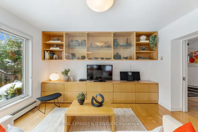 Additional image 11 of 379 Glencairn Ave