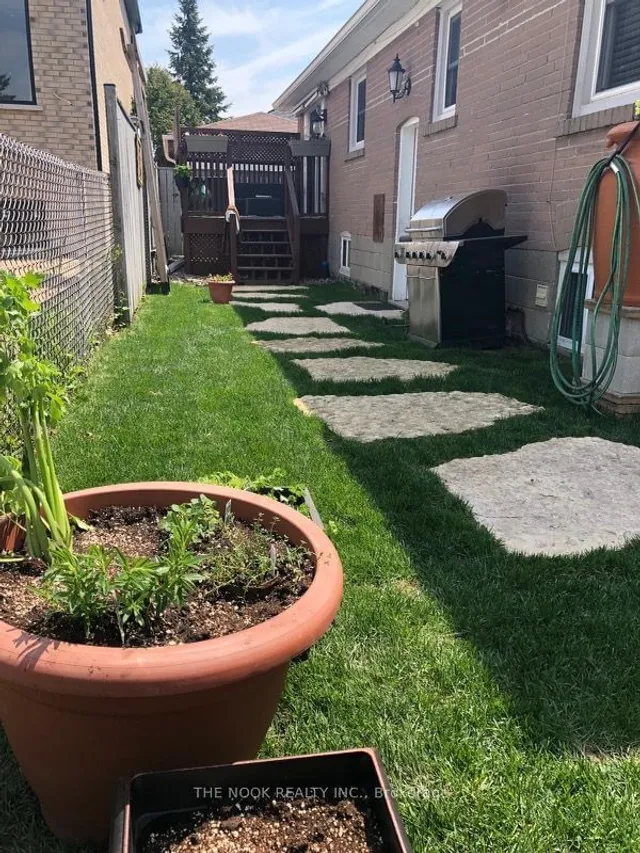 Additional image 36 of 81 Sharpe St