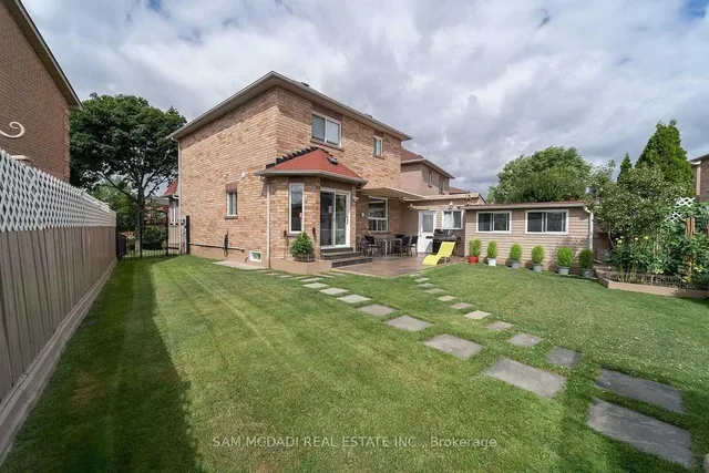 Additional image 29 of 5599 Brenchley Ave