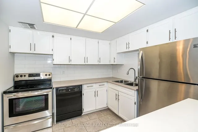 Additional image 7 of 10 Dean Park Rd Unit 313