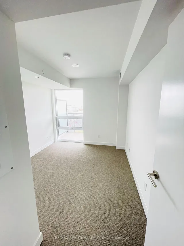 Additional image 18 of 120 Varna Dr Unit 1007