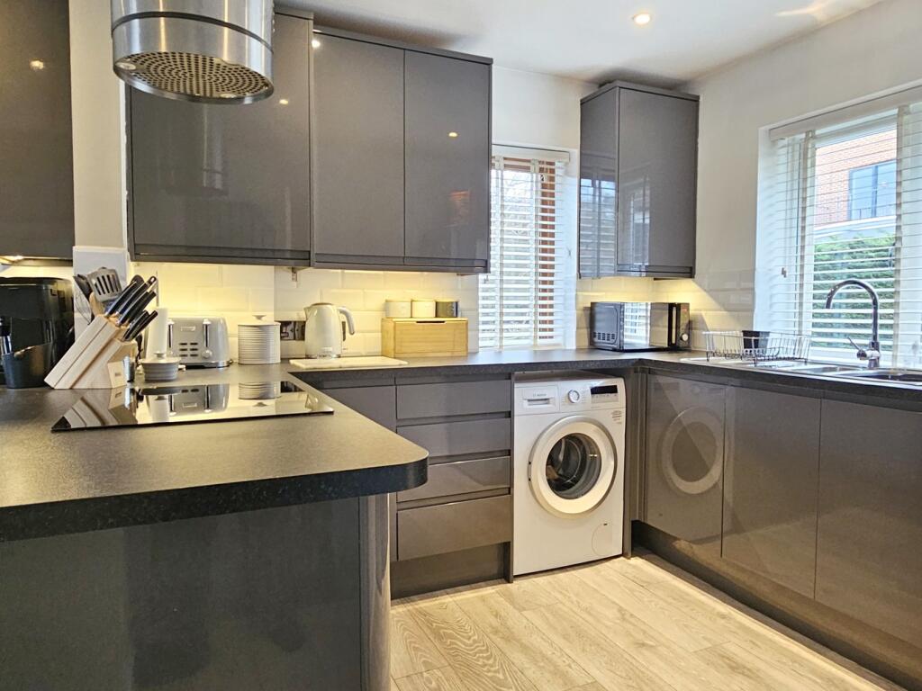 Additional image 4 of Hill Head Close, Glastonbury, BA6