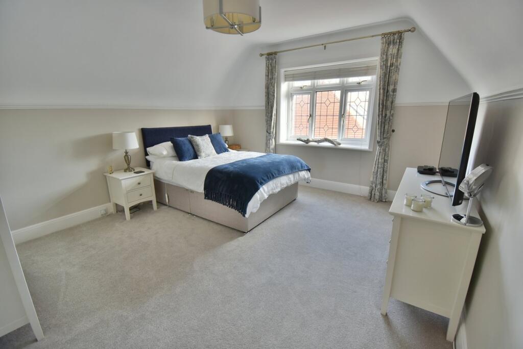 Additional image 33 of Fernlea Avenue, Ferndown, BH22