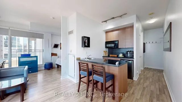 Additional image 10 of 8 Colborne St Unit 2505