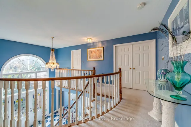 Additional image 21 of 566 Blenheim Cres