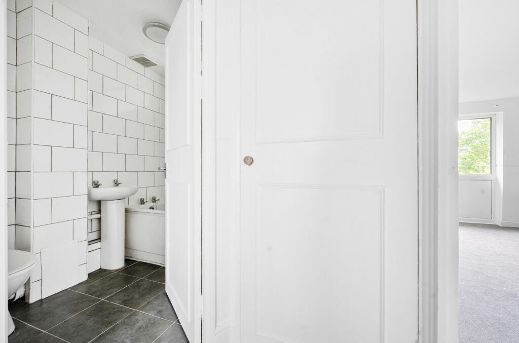 Additional image 12 of Ross Close, Saffron Walden, Essex, CB11