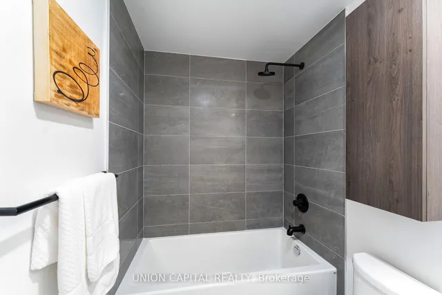 Additional image 16 of 108 Peter St Unit 301